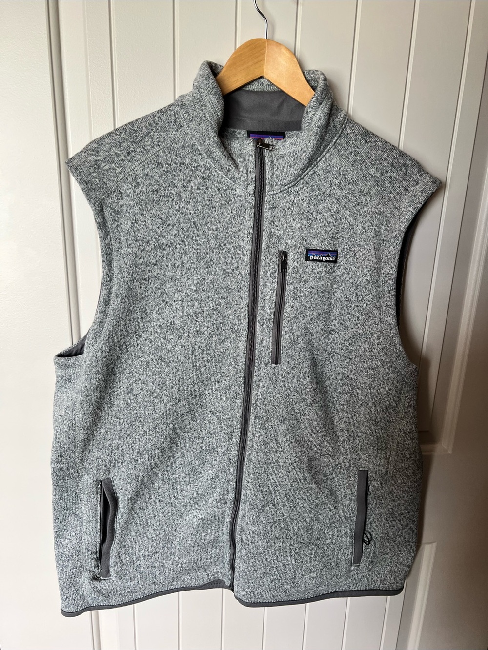 Patagonia Men’s Heather Gray Full-Zip Fleece Vest